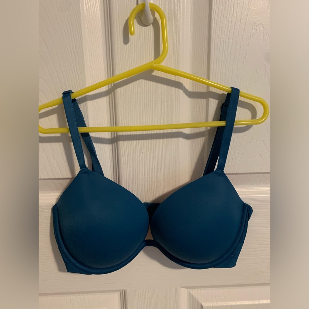 Size 34D dark blue super push up bra from pink